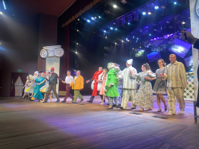 Театральные выходные!