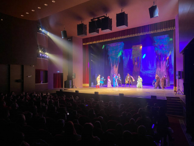 Аплодисменты и цветы!