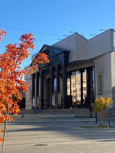 Забайкальский драмтеатр откроет новый юбилейный театральный сезон спектаклем &laquo;Покровские ворота&raquo;