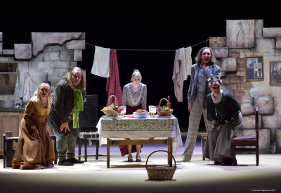 Праздничный театральный январь!